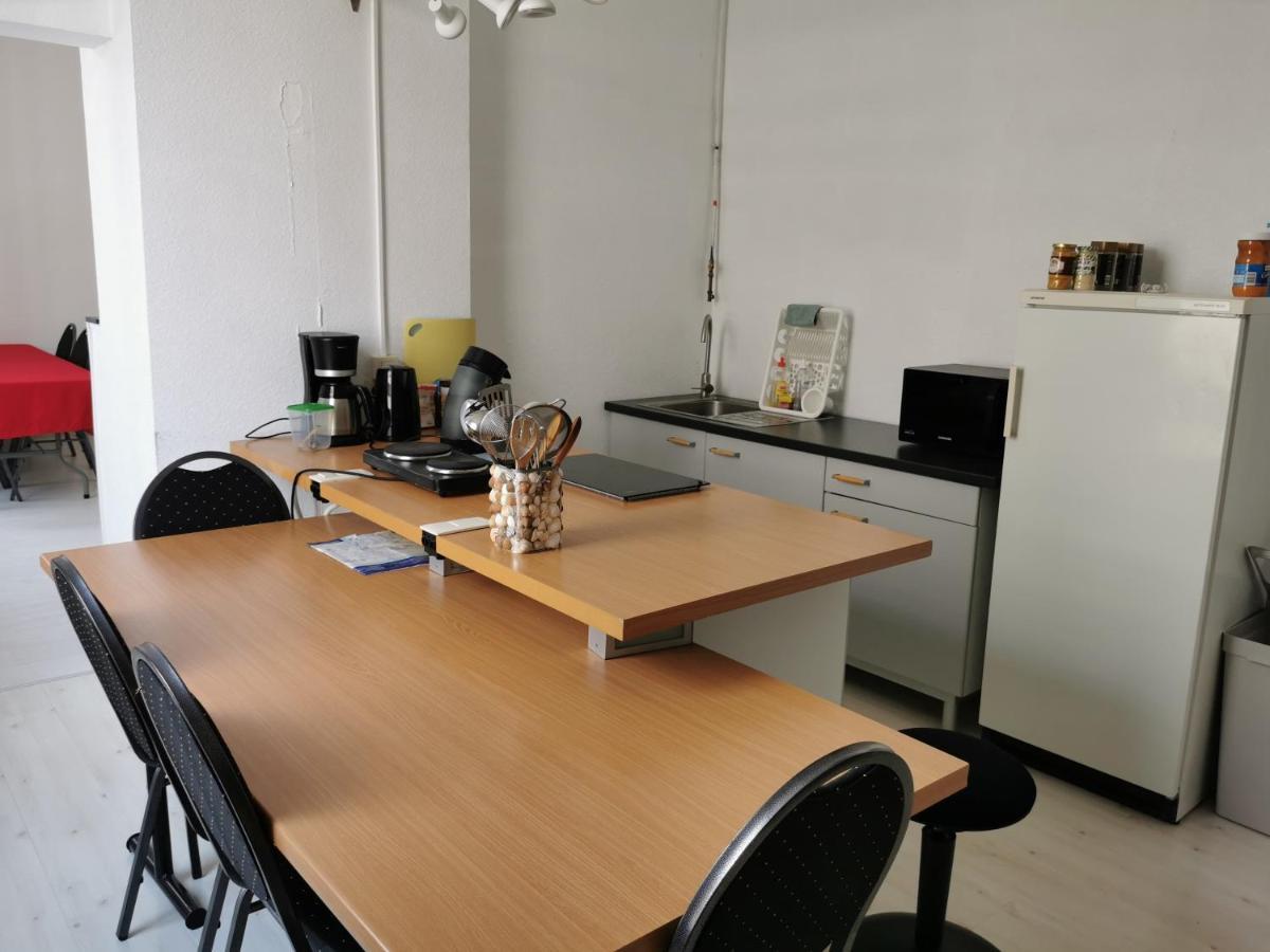 Ostend Backpackers Lodge מראה חיצוני תמונה