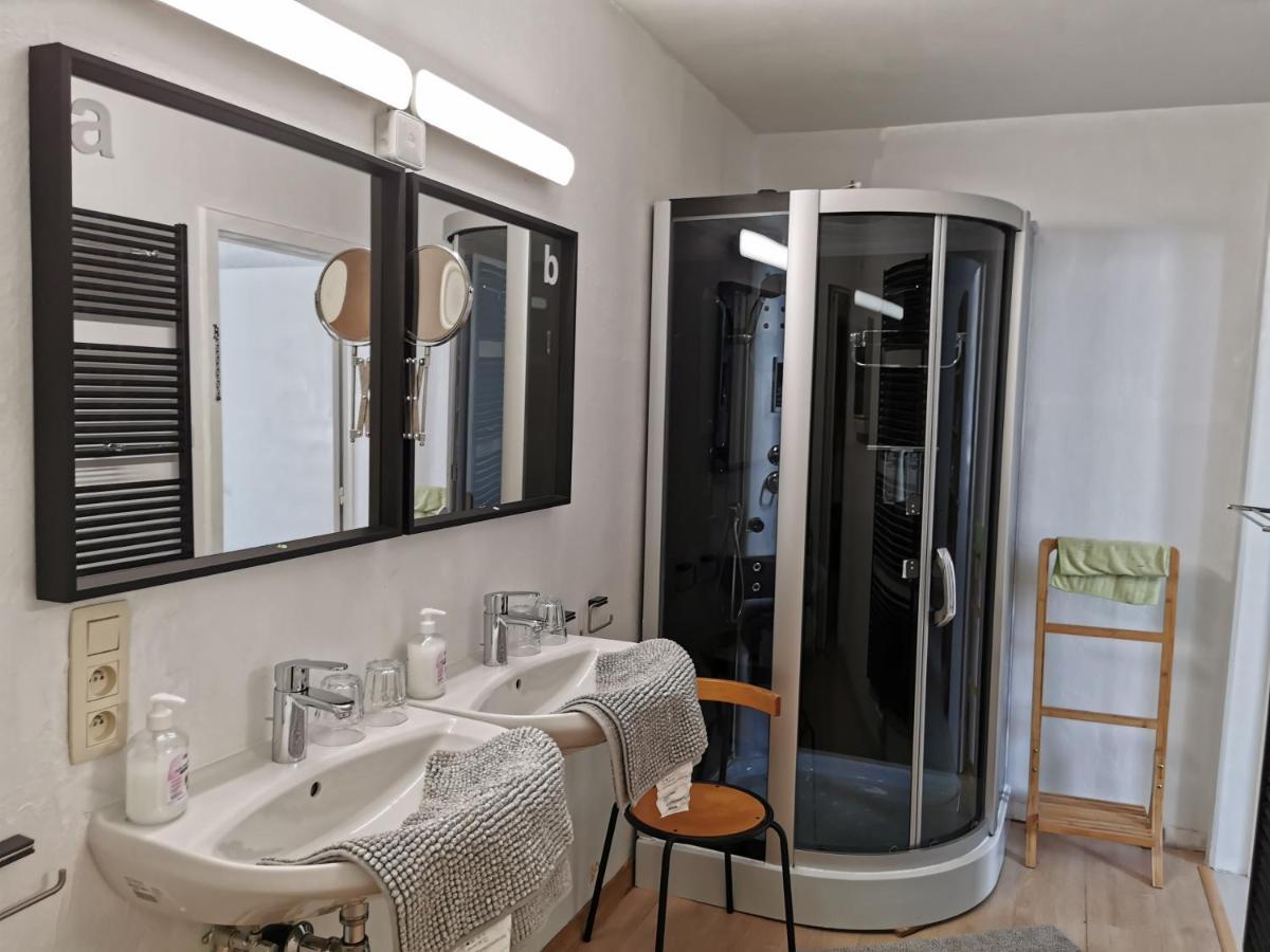 Ostend Backpackers Lodge מראה חיצוני תמונה